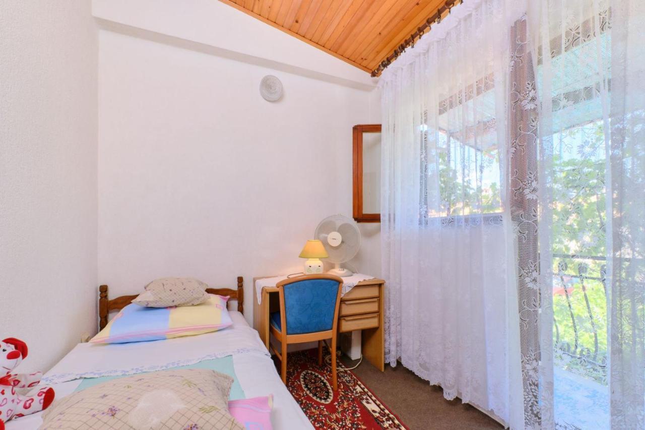 Apartman Ana Mali Losinj Bagian luar foto