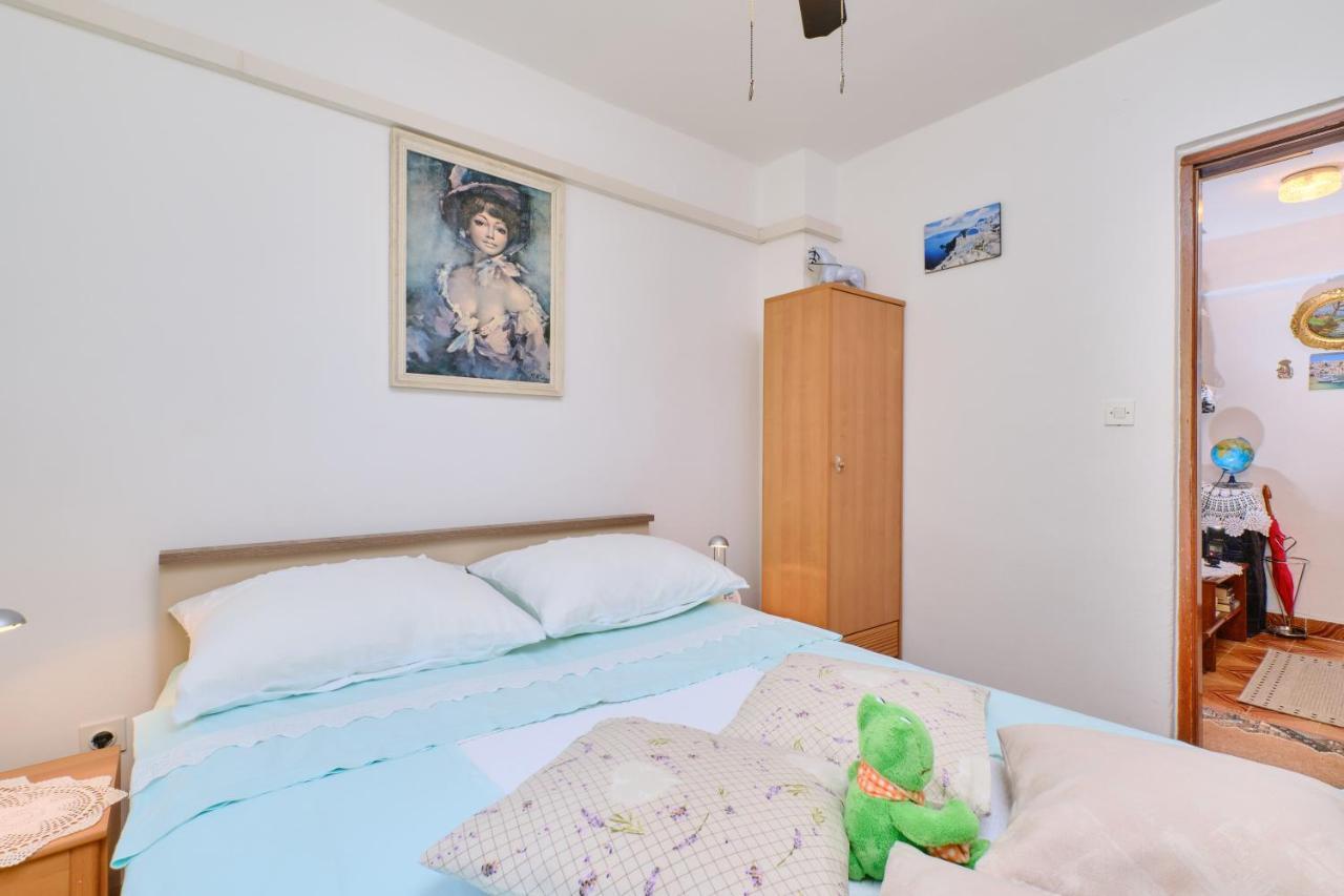 Apartman Ana Mali Losinj Bagian luar foto